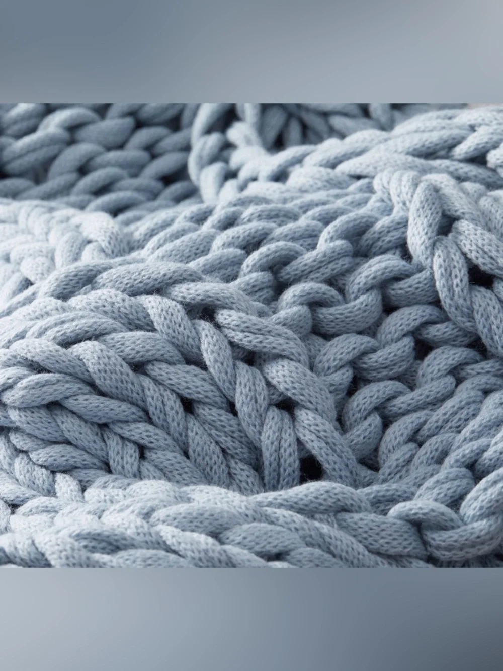 🆕NWT 🏡 POTTERY BARN - “Colossal Handknit Throw Blanket” 🏡 {44” x 56”} Chambray🆕